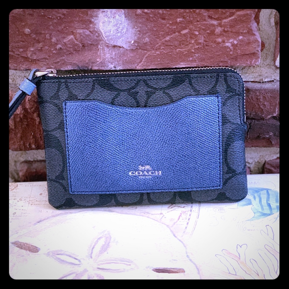 Small coach wristlet-never used!